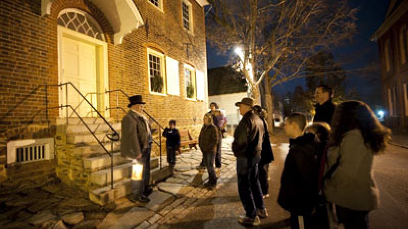 Old Salem Christmas by Candlelight Guided Tours