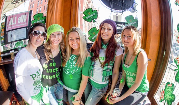 Chicago St Paddy's "Luck of the Irish" Pub Crawl 