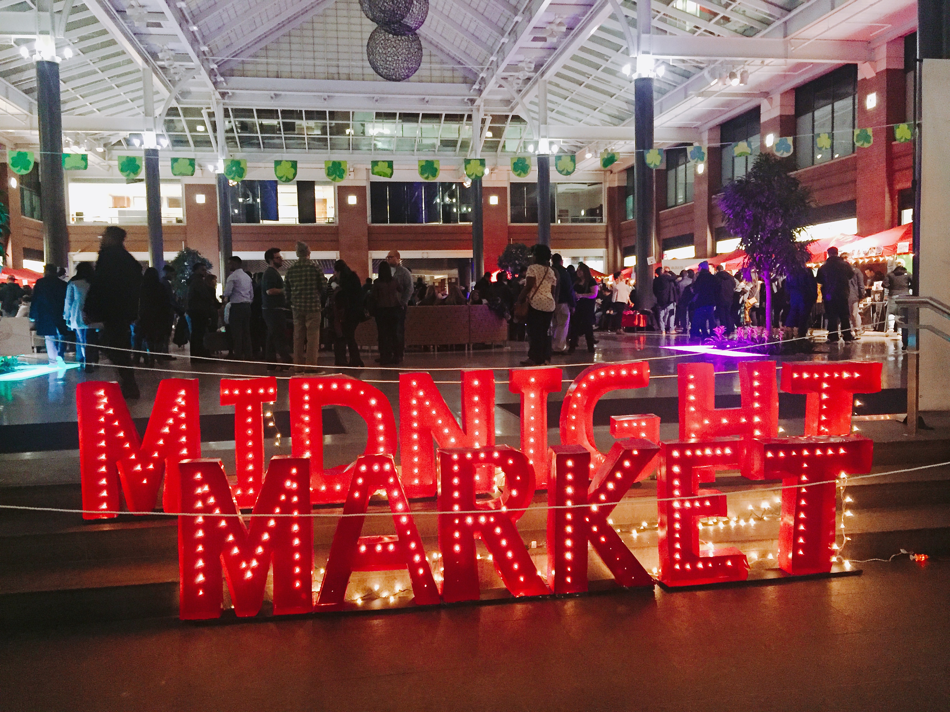 Midnight Foodies Unite! Enjoy Jersey City’s Midnight Market at the Harborside Atrium