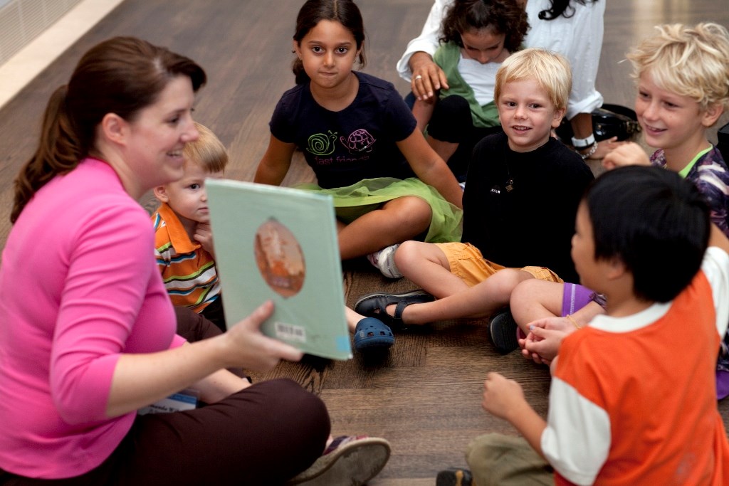 Family Storybook Circle