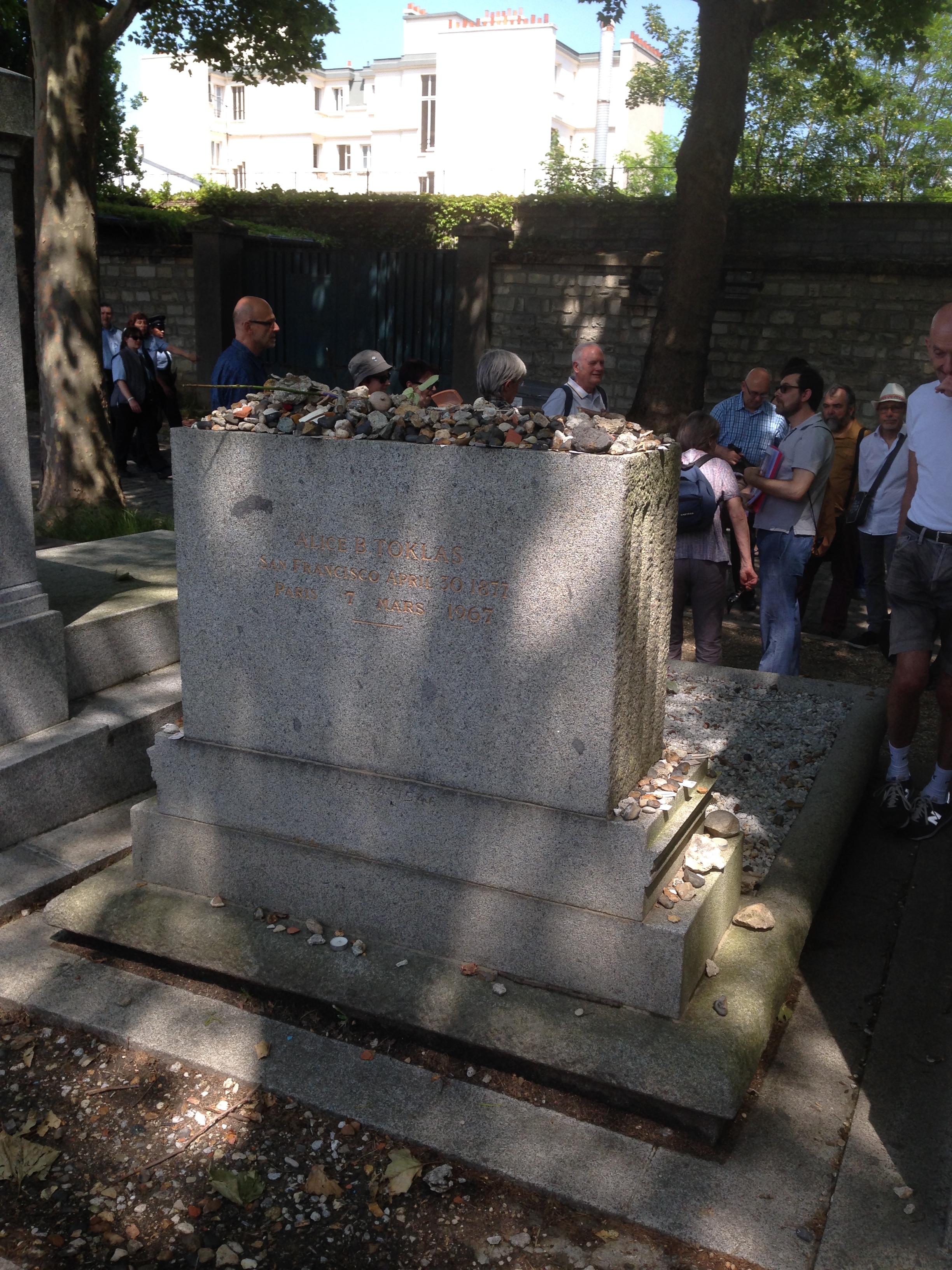 Oscar Wilde, Gertrude Stein and More in Paris' Père Lachaise Cemetery:  Liberté, Sexualité, Eternité