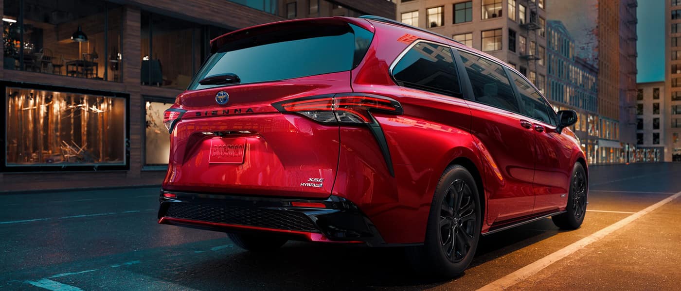 All-New 2021 Toyota Sienna Presents Virtual Bollywood Magic (Yes, ACTUAL Magic & Mind Reading) with Celebrity Guest Ankur Bhatia and Farhan's Brown Magic