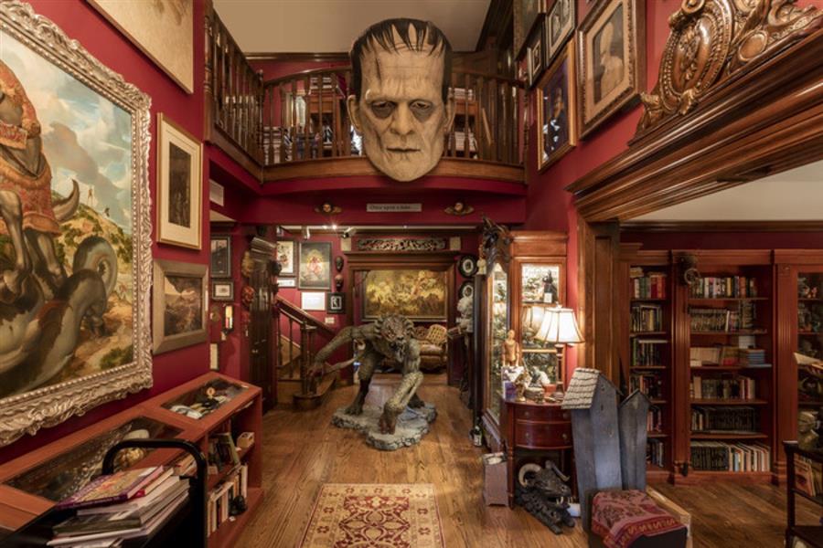 Guillermo del Toro: At Home with Monsters Guillermo del Toro: At Home with Monsters