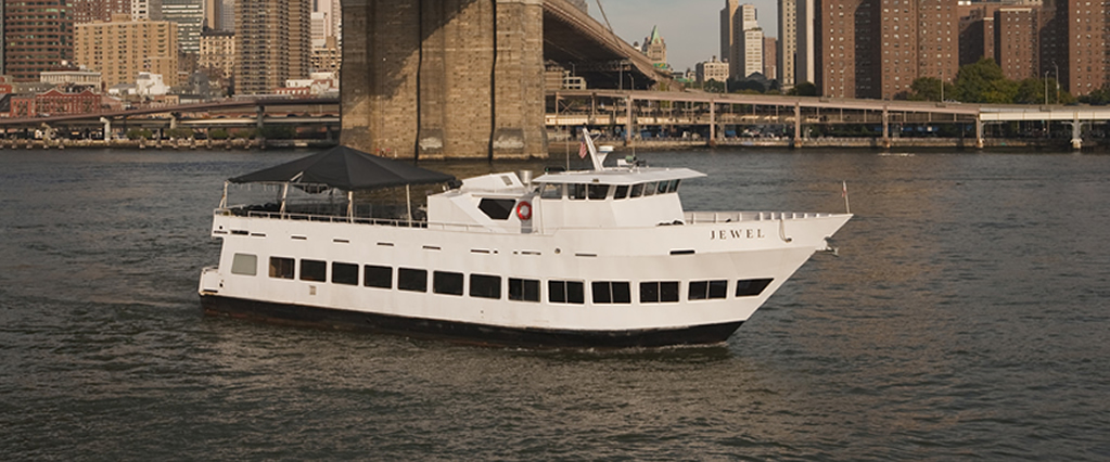 NYC Booze Cruise Glowsticks Yacht Party at Skyport Marina Jewel Yacht 2020 