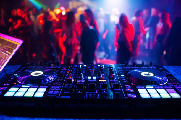 Let's Dance - Bollywood DJ Party 2023