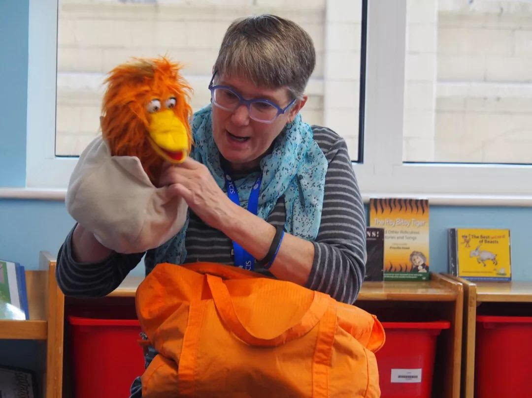 Hands on, hands in: Using puppets with young children