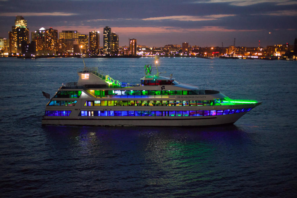 4th Of July On Infinity Yacht -- FireWorks Boat Party NYC