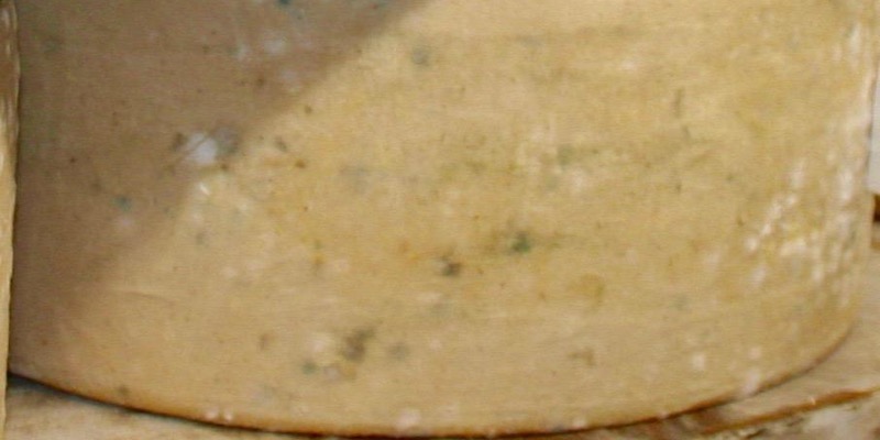 Cheesemaking & Affinage: Three Month Cheddar