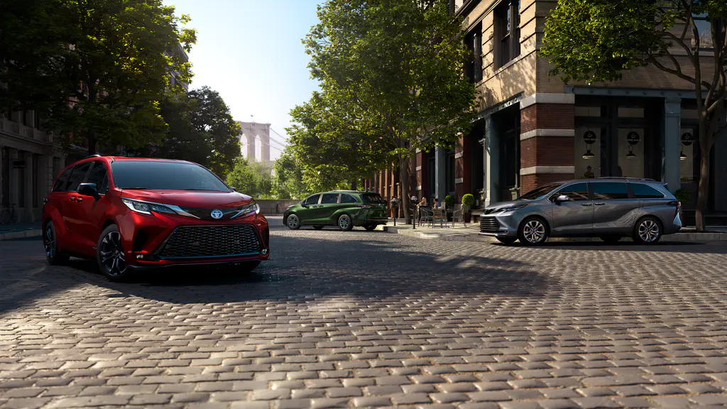 All-New 2021 Toyota Sienna Presents Virtual Bollywood Magic (Yes, ACTUAL Magic & Mind Reading) with Celebrity Guest Ankur Bhatia and Farhan's Brown Magic