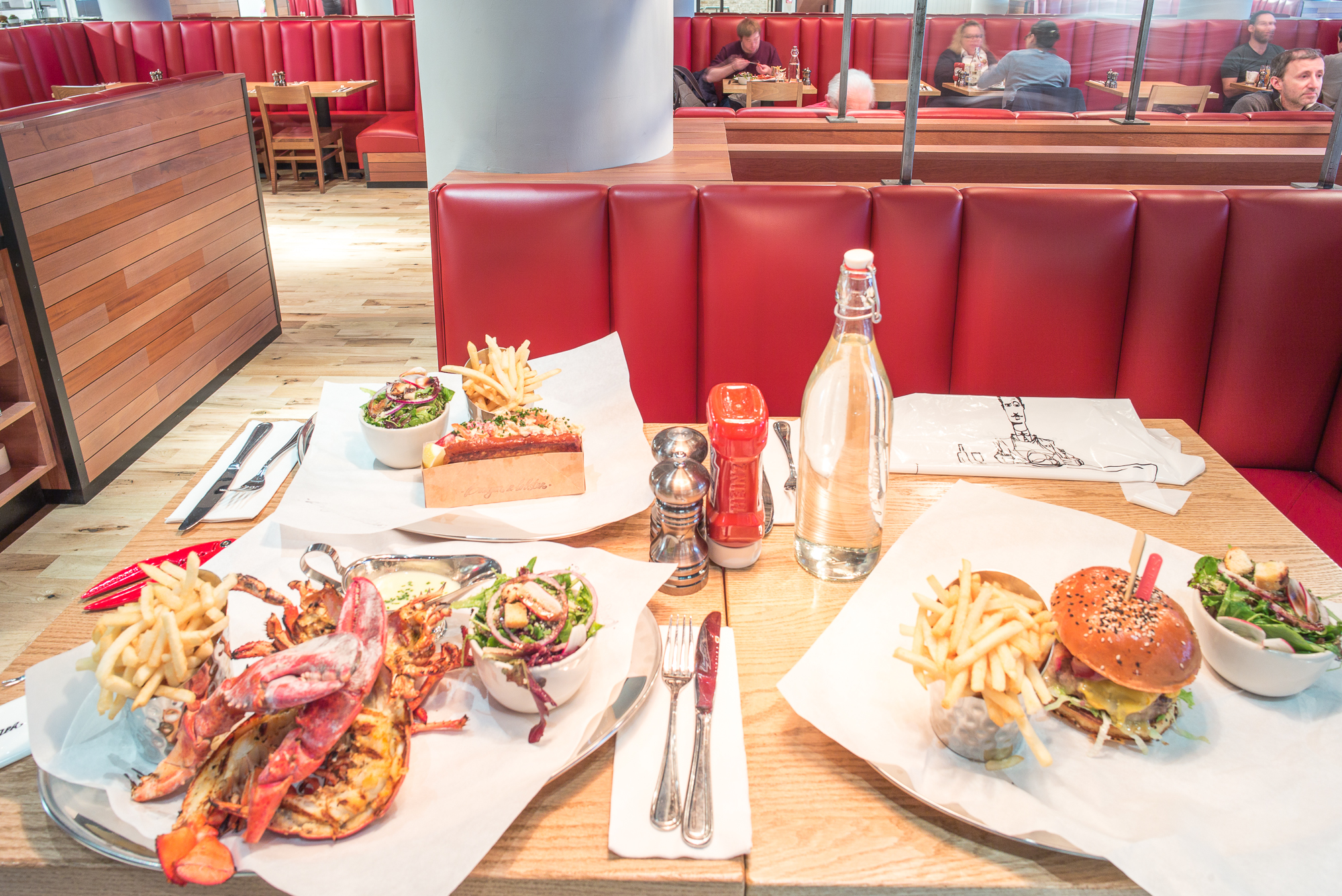 Burger & Lobster Offers Fantastic and Affordable Food in NYC