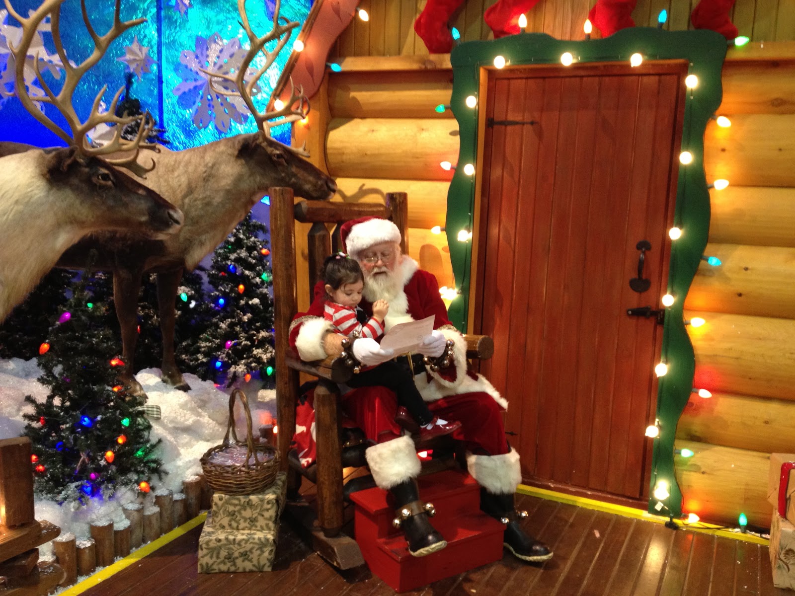 Santa’s Wonderland Arrives At Bass Pro Grapevine Near Dallas