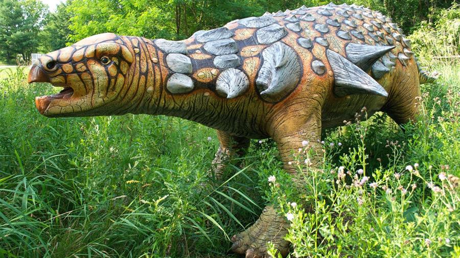 Los Angeles Zoo Introduces Dinosaurs: Unextinct